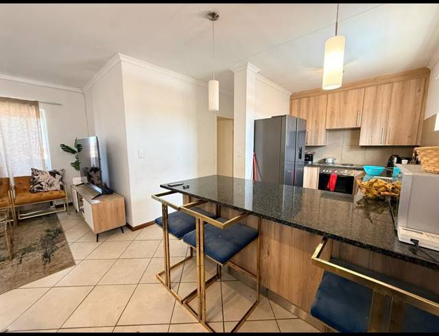 2 BEDROOM APARTMENT FOR SALE IN HEUWELOORD